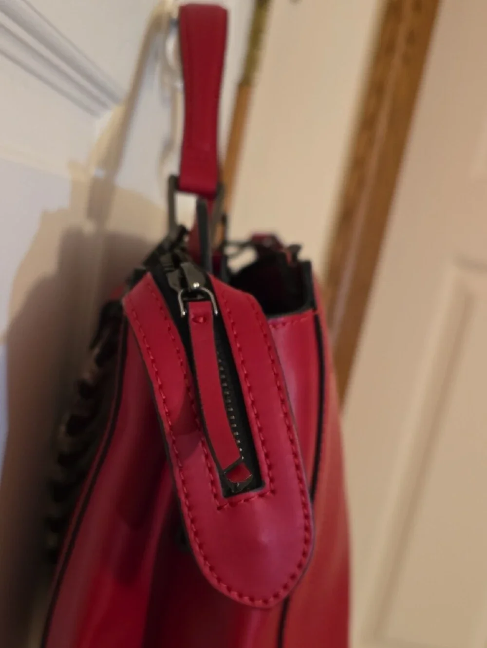 Vittoria Napoli Martine Bag – Cherry Red Leather (Excellent/Like-New Condition)